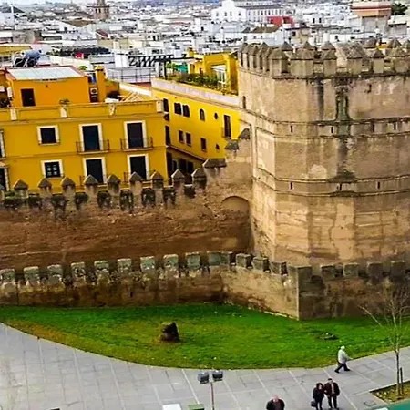 Macarena Muralla Encantada Apartamento *